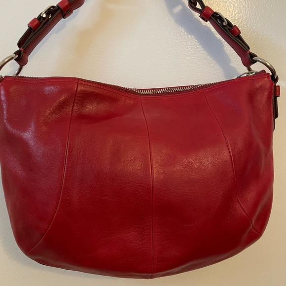 Coach Vintage EST. 1941 Red Hobo Bag with Front Pocket and Silver hardware, New - Picture 5 of 9